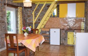 Holiday home Rue Crech Groug