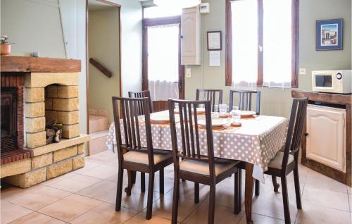 Holiday Home Rue Du Grand Clos