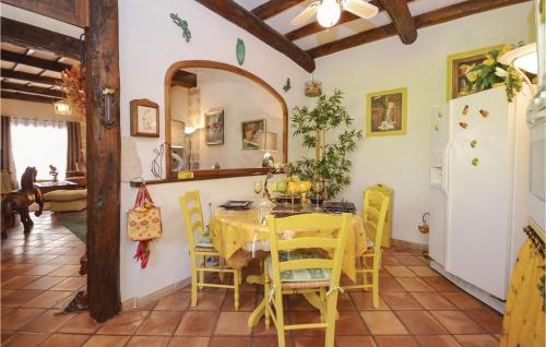Holiday home Rue Mlle de Seyt de Pievert