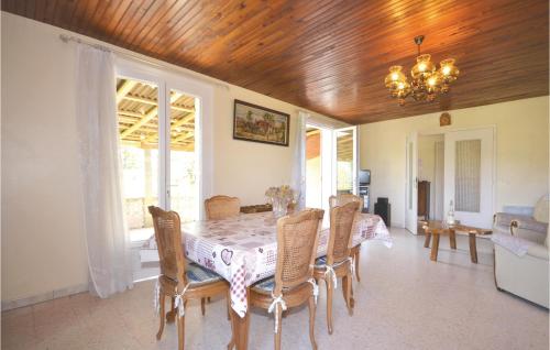 Holiday home Rue Piegonnaise