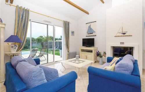 Holiday home Saint Jean de Monts 45 with Outdoor Swimmingpool