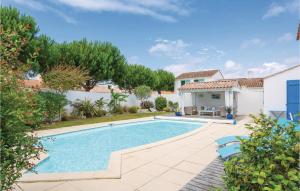 Maison de vacances Holiday home Saint Jean de Monts 45 with Outdoor Swimmingpool  85160 Saint-Jean-de-Monts Pays de la Loire