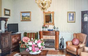 Holiday Home Saint Jean-Trolimon - 02