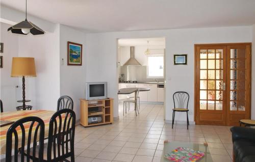 Holiday home Saint Quay Perros MN-1642