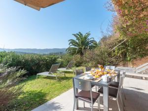 Holiday Home Santa Giulia Palace