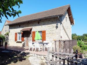 Maison de vacances Holiday Home Sarrouil - LBS100  40630 Loubressac Midi-Pyrénées