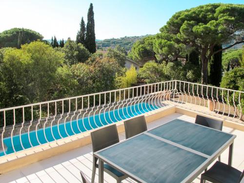 Holiday Home Shangri La - LIS145