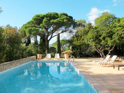 Holiday Home Shangri La - LIS145