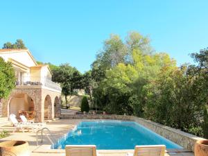 Holiday Home Shangri La - LIS145