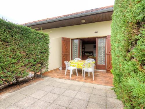 Holiday Home Sicard-9