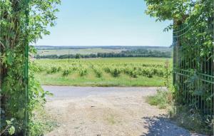 Maison de vacances Holiday home St Jean de Mauvrets L-922  49320 Saint-Mélaine-sur-Aubance Pays de la Loire