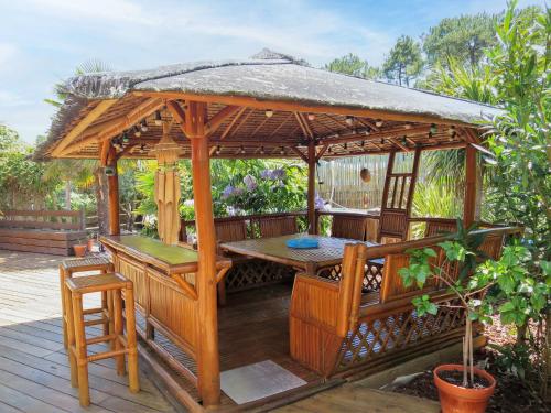 Holiday Home Ti Kaz Doudou - LPO150