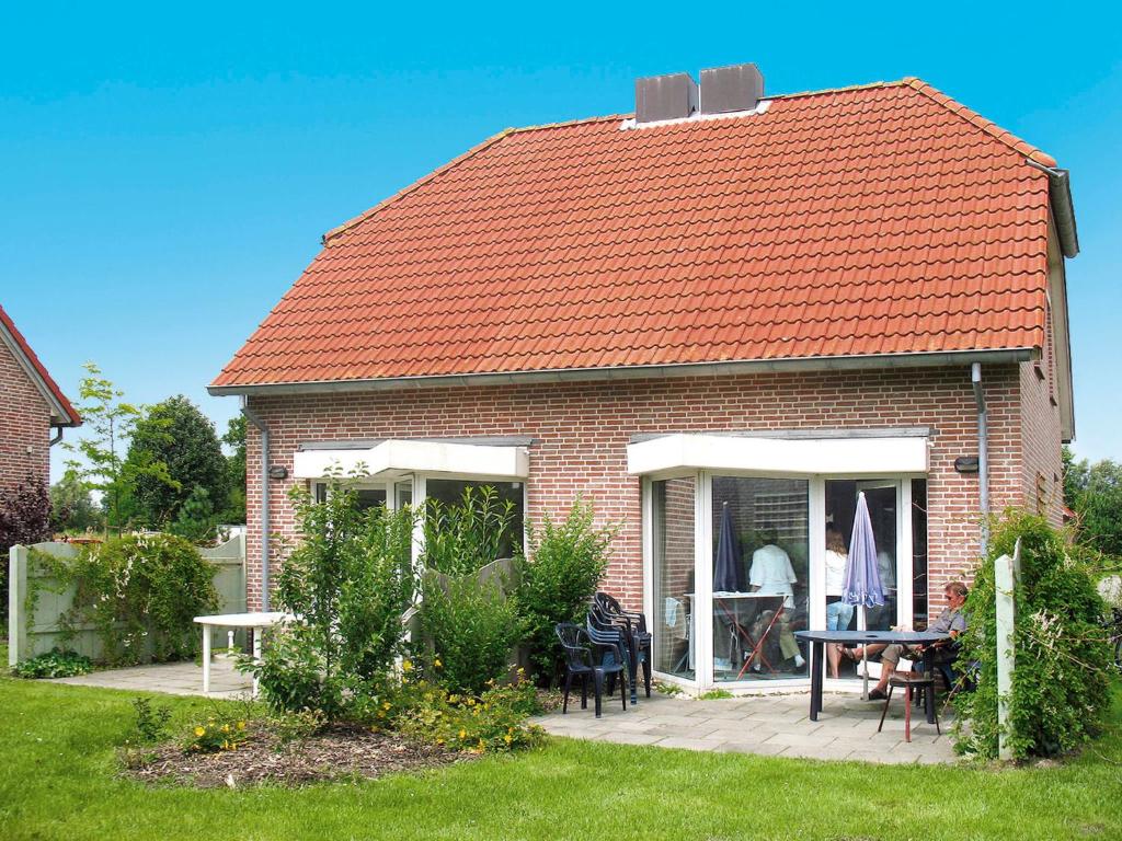 Holiday Home Tossens-3 , 26969 Tossens