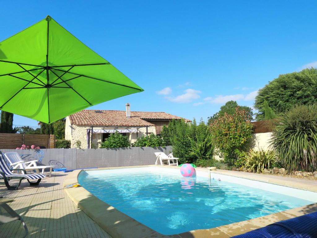 Maison de vacances Holiday Home Tuilières - CME100  33250 Cissac-Médoc