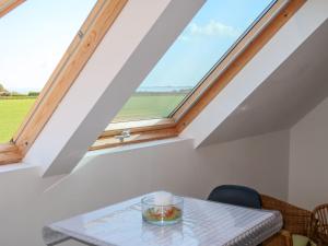 Holiday Home Ty Ar Mor - CED228