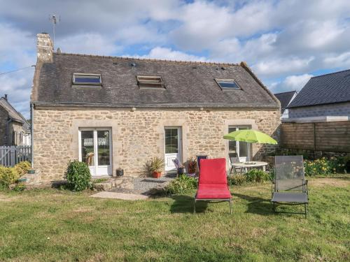 Holiday Home Ty Breiz - POE102