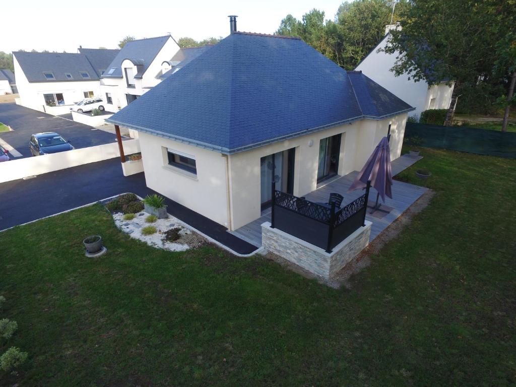 Holiday Home Ty Thérèse - PLR205 29430 Plounévez-Lochrist