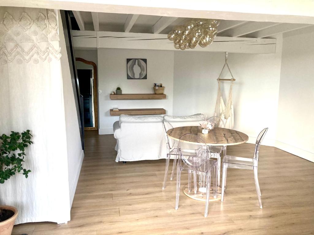 Holiday Home Villa de la Côte des Sables - CED201 29233 Cléder
