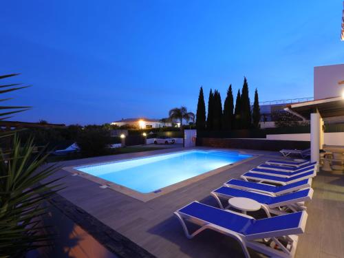 Holiday Home Villa Kambu