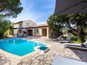 Maison de vacances Holiday Home Villa Les 4B  83120 Sainte-Maxime Provence-Alpes-Côte d\'Azur