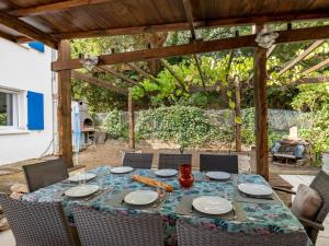Holiday Home Villa Les Treilles