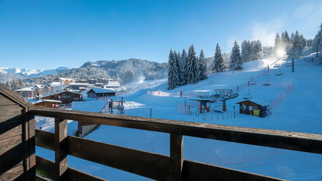 Holiday Home Village Les Fourches 83230 Cabasson