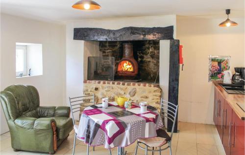 Holiday Home Villamee Le Champ Marie