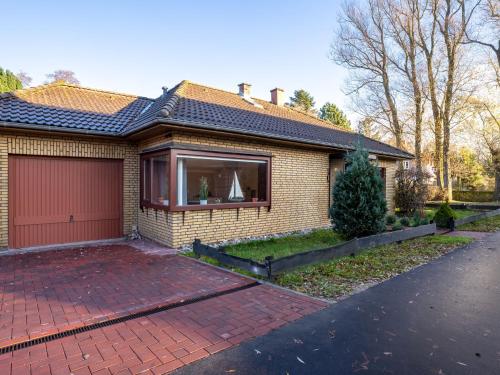 Holiday home with a tiled stove in St Peter-Ording