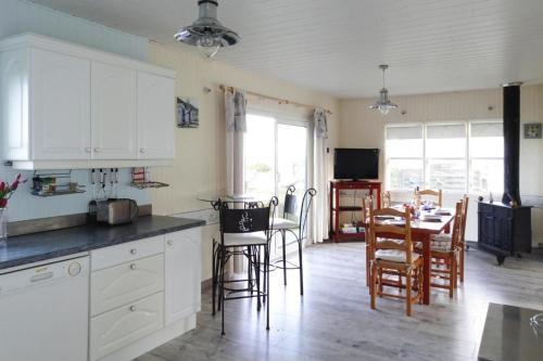 Holiday home with great sea views, Quiberville-sur-Mer