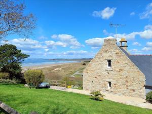 Maison de vacances Holiday home with panoramic sea views, Plonévez-Porzay  29550 Plonévez-Porzay Bretagne