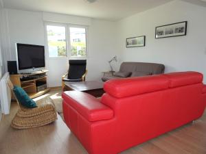 Holiday home with sea view, Plougasnou