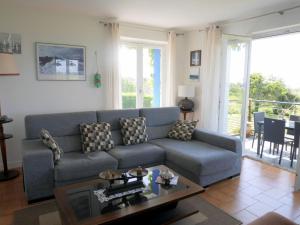 Holiday home with sea views, Lampaul-Plouarzel