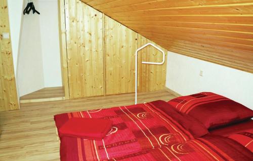 Holiday Home Wutha-Farnoda;Mosbach with Fireplace I