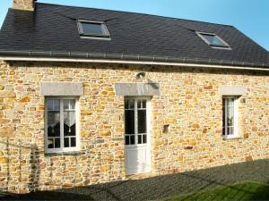 Holiday Home Zoé - CEZ407
