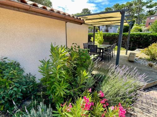 Holiday house close to the ocean in Lacanau-Ocean