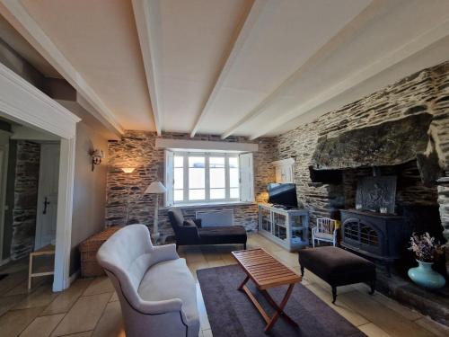 Holiday house in the heart of Locquirec, 100 m from the beach