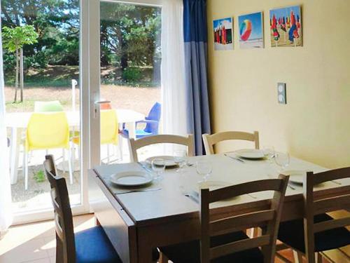 Holiday resort Les Plages de Guérande, La Turballe, acc for 6 pers