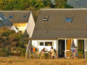 Holiday resort Les Plages de Guérande, La Turballe, acc for 6 pers