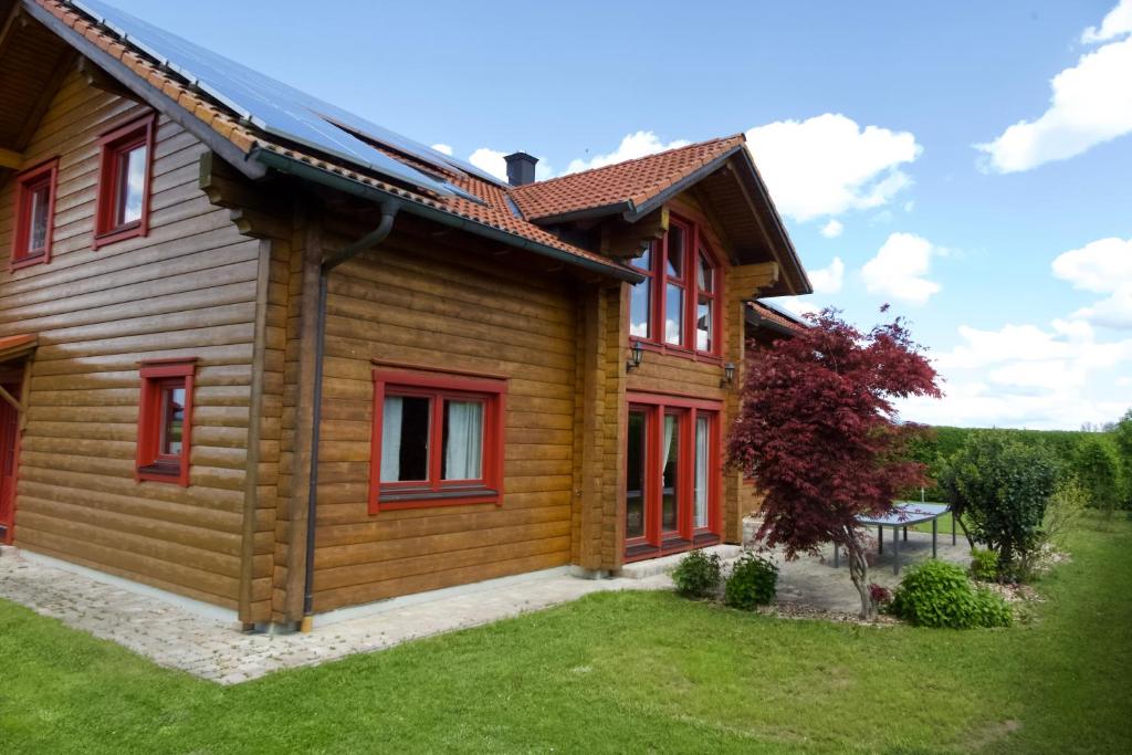 Holzblockhaus Franziska 33 Schiltorn, 94447 Plattling