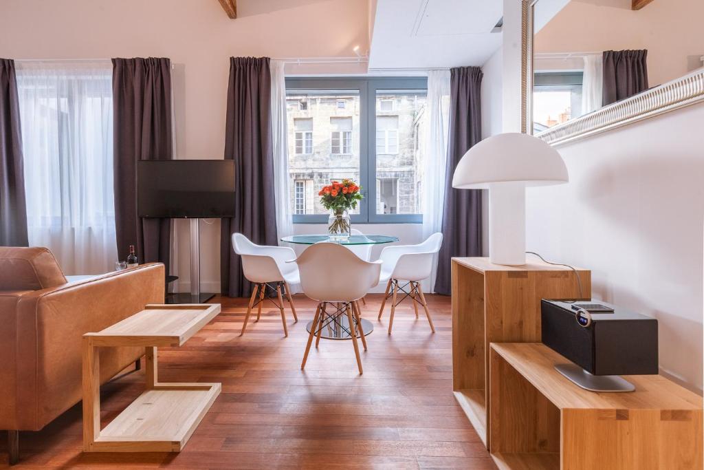 Home/Triplex in the historic center 76200 Dieppe