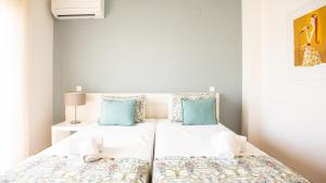 House F São Rafael Beach - Free Wifi & Airco, NETFLIX ready - 300m from the beach