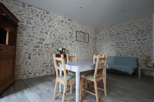 House in Saint-Pierre d'Oléron near the city center