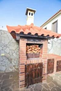 House near CR7 Museum
