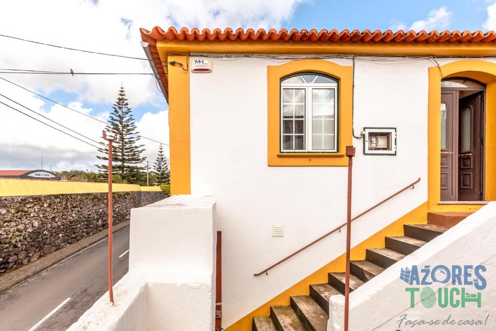 House Rebelo Caminho para Belém nº19, 9700-711 Terra Chã