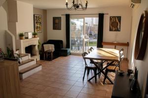 House with small pool near the center of Aix