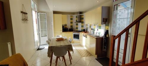 House With Terrace And Wifi Near Place Verdun
