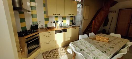House With Terrace And Wifi Near Place Verdun