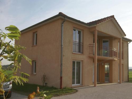 Huge Holiday Home in Lotharingen with Private Swimming Pool