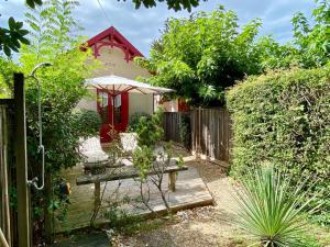 Maison de vacances Idyllic Chalet right near the dunes in Cap Ferret 29 Avenue de l'Atlantique 33970 Lège-Cap-Ferret Aquitaine