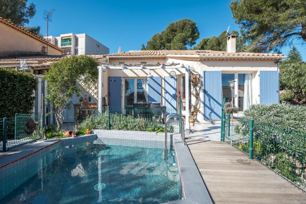 IMMOGROOM - Sea view - Garden - Quiet Area and Swimming-Pool - AC 305 Montée des Impiniers, 06220 Vallauris